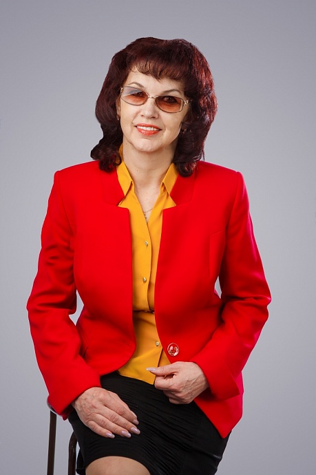 Сибирский федеральный округ возглавила Ирина Бекасова Сибирский федеральный округ возглавила Ирина Бекасова